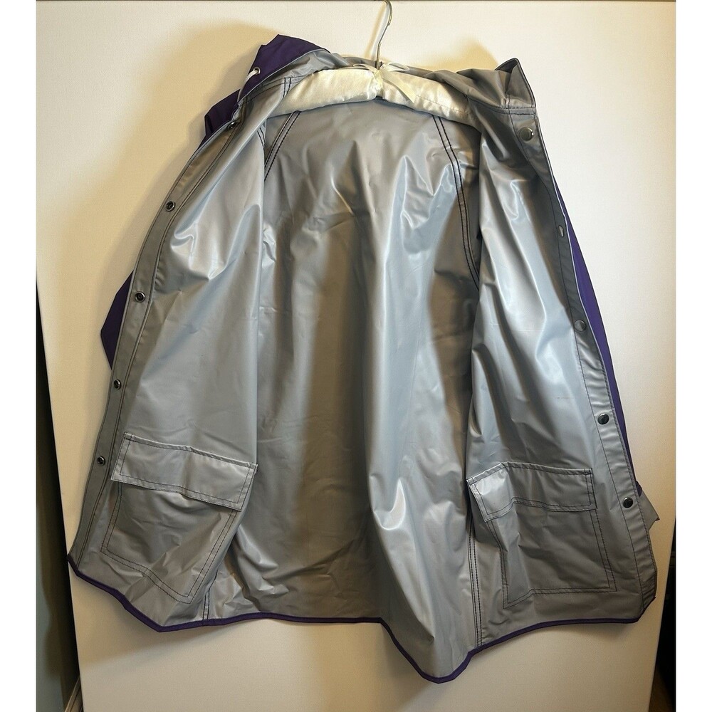 The Slicker Purple Reversible Hooded Raincoat Waterproof Vinyl Womens M Coat EUC - Picture 9 of 13